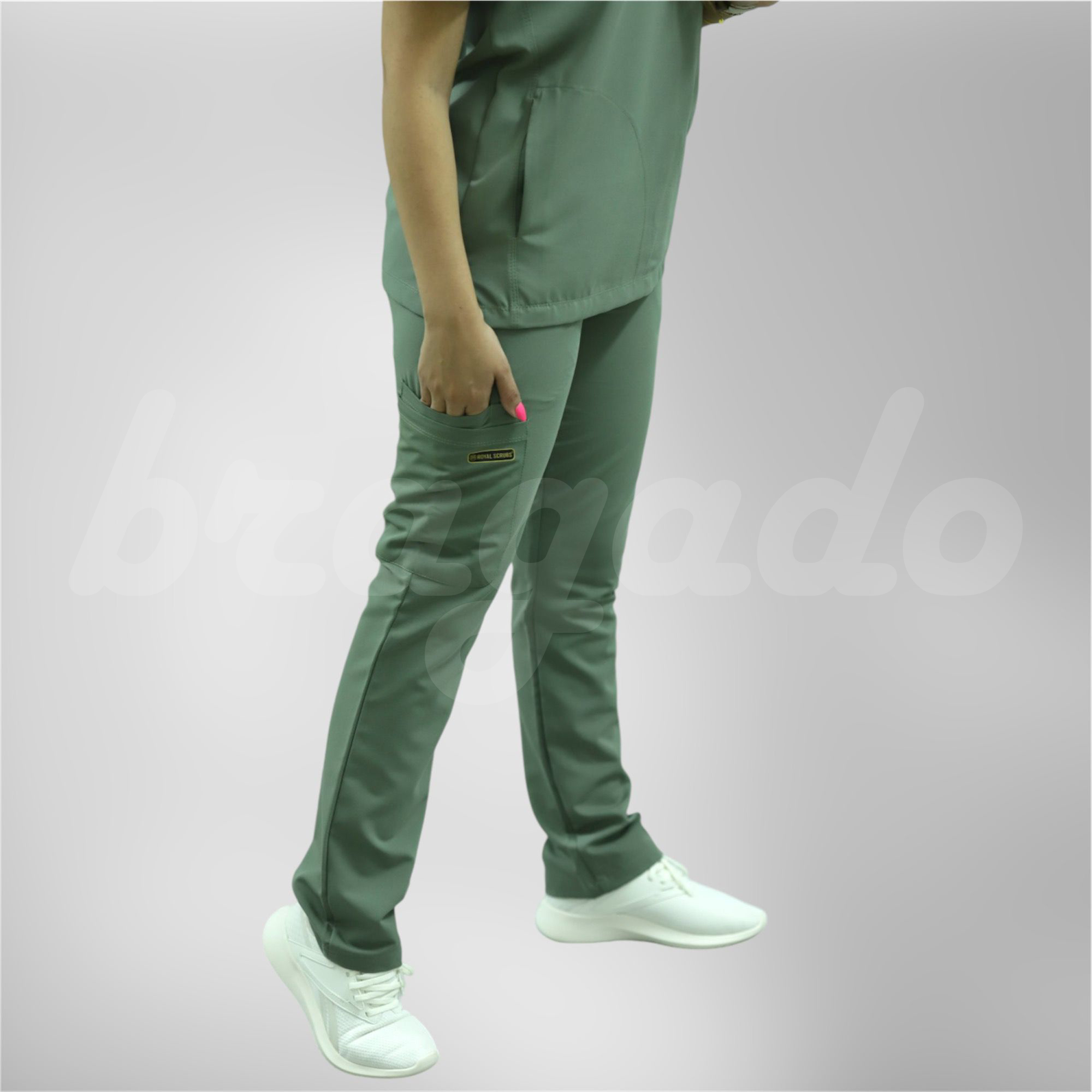 Royal Scrubs Unisex LAUREL